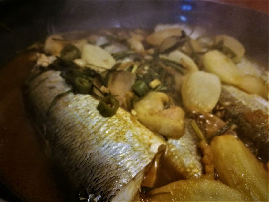 Galchi jorim -mausteista kalaa valmiina...